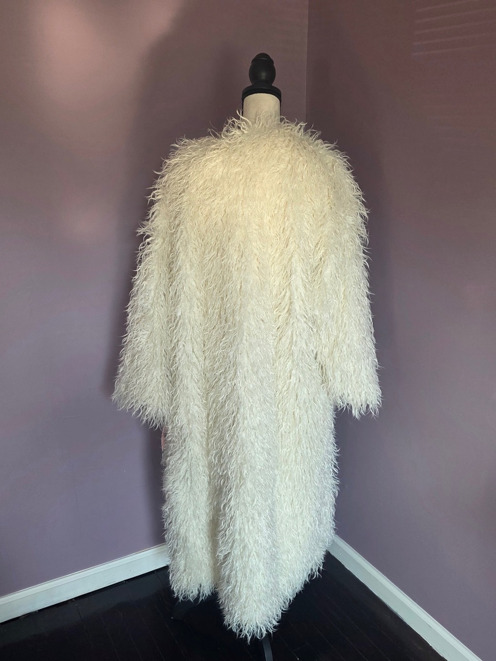 Long White Faux Fur Feathered Duster Coat - Picture 4 of 7